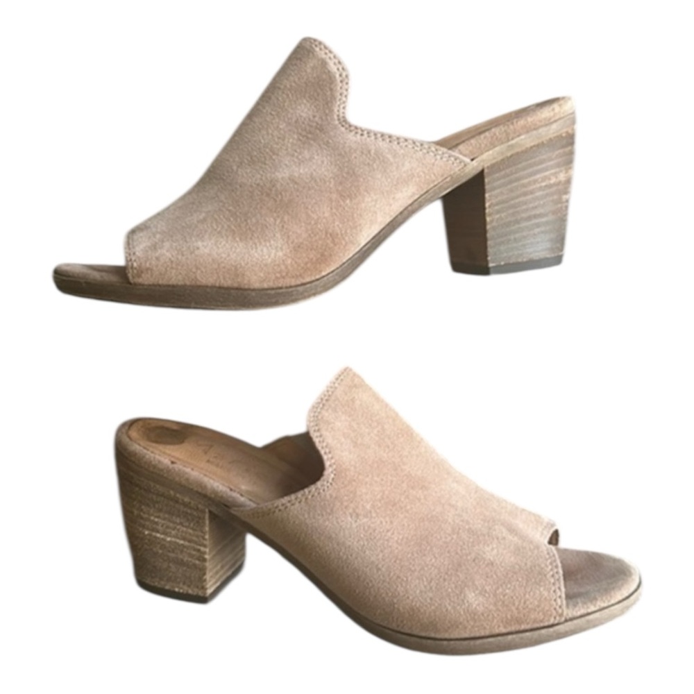 Mariella shies slide suede stacked heel size 9.5